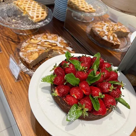 Card International Szálloda 4*