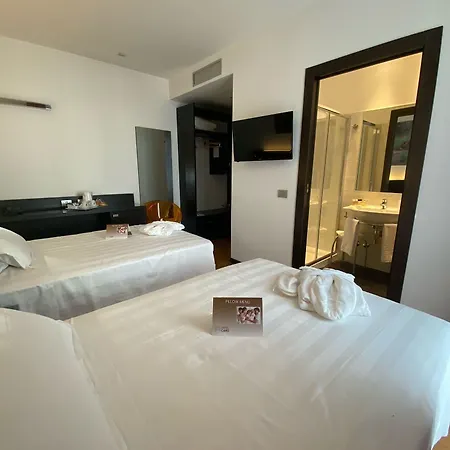 Card International Szálloda Rimini