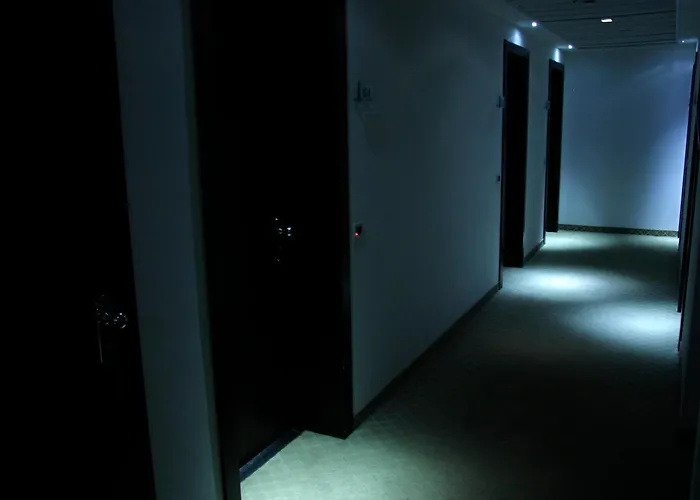 Card International Hotell