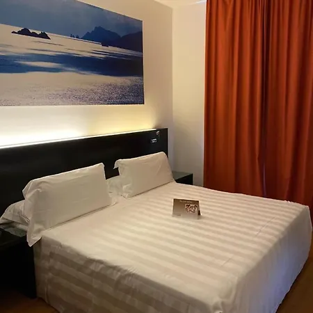 Card International 4*