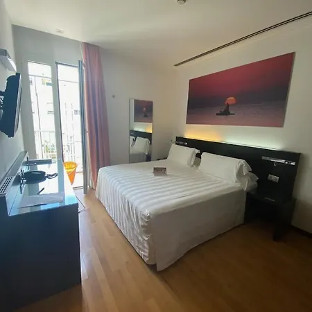 Card International Hotel 4*