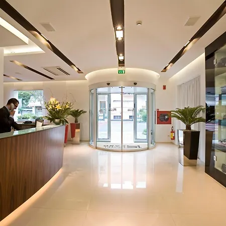 カード インターナショナル