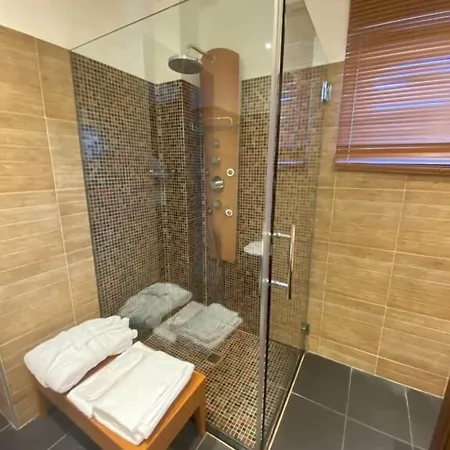 卡德国际酒店 里米尼