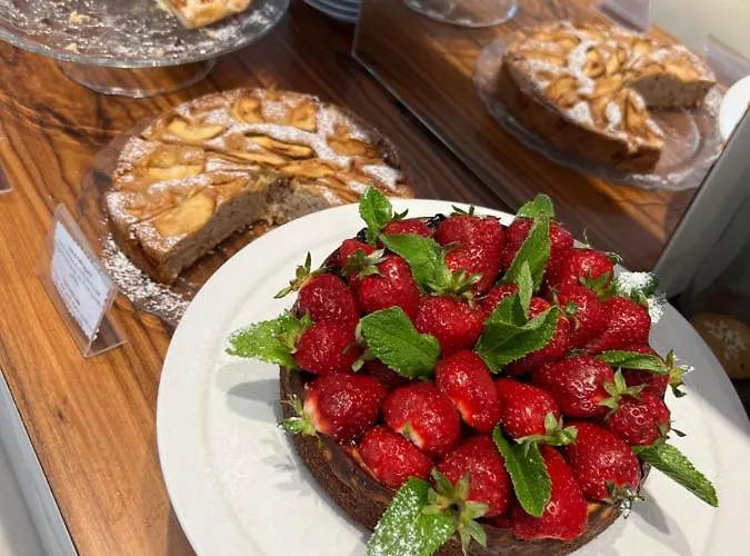 カード インターナショナル ホテル 4*