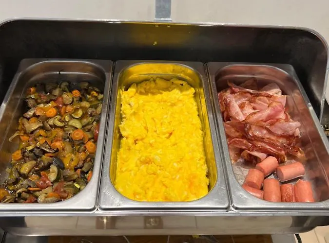 カード インターナショナル 4*