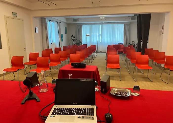 Hotel Card International