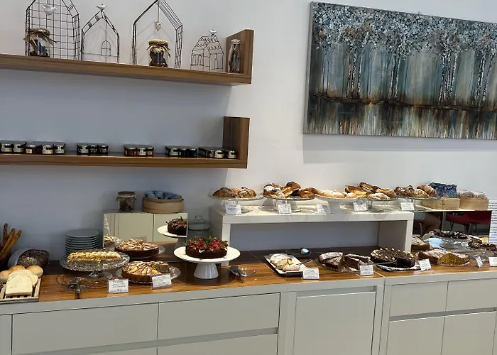 Card International Hotel 4*