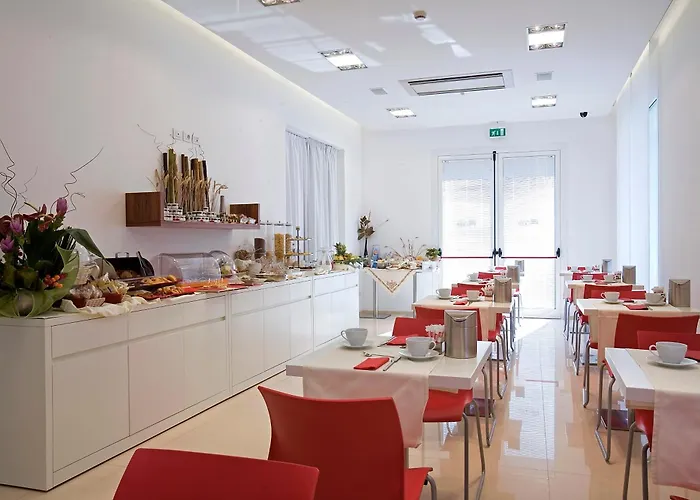 カード インターナショナル 4*