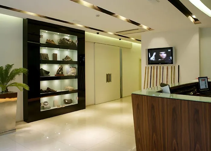 Card International 4*